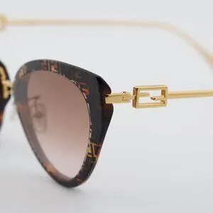 Fendi FE40014U 55F Cat Eye Sunglasses - Havana with FF Pattern/Brown Fendi FE40014U 55F Havana with FF Pattern/Brown Pink  main image 2